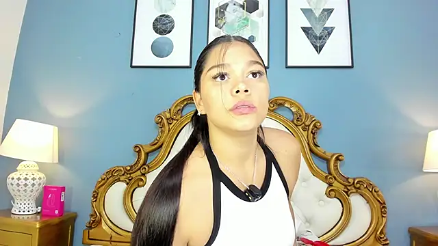 Chat XXX en directo de HatsaJones