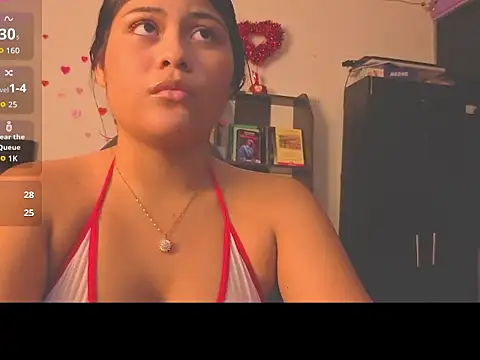 BadKittyy Show in webcam