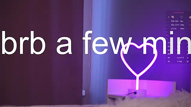 แชท XXX สดของ FancyEsten