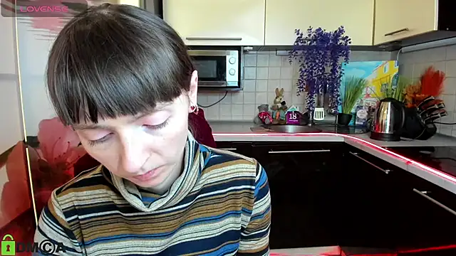 แชท XXX สดของ TayanaJons