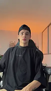 Sebastian_Reed 即時 XXX 聊天