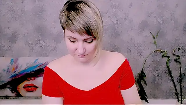 Djullia's Live XXX Chat