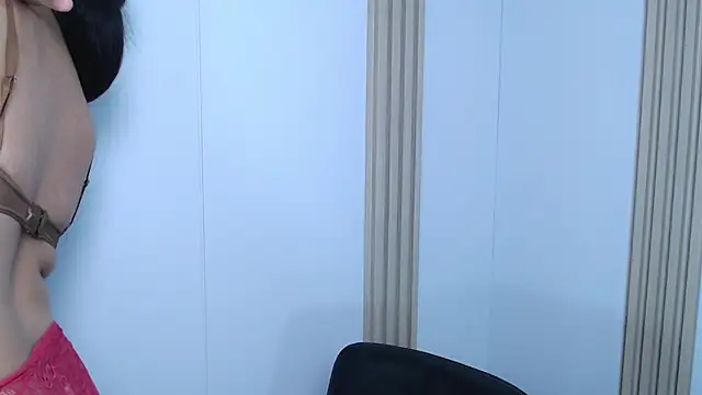 Martha_pookerxxx 网络视讯表演