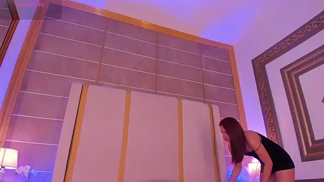 AbigailCarter Adlı Modelin Canlı XXX Sohbeti