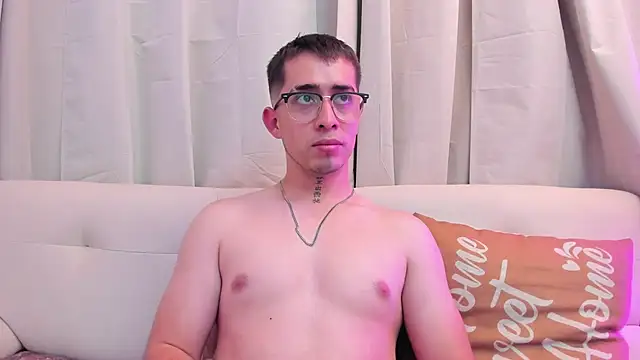 Tommas_Jhonson – Naživo XXX chat