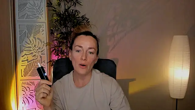 RebeccaMartinez Chat XXX live