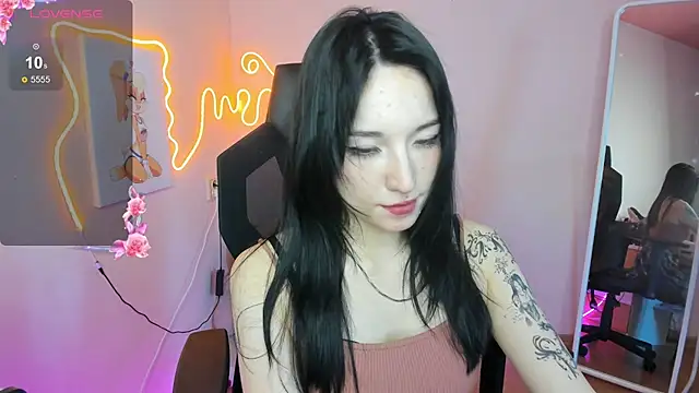 AliceeinWonderlanddd 网络视讯表演