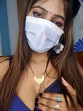 CUTI-NAINA live XXX chat