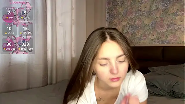 Chat +18 de LoraDavi ao vivo