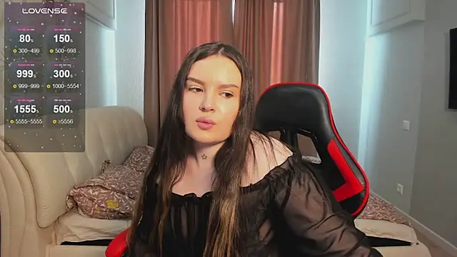 Show modela Mia_Milkvey na web-kameri