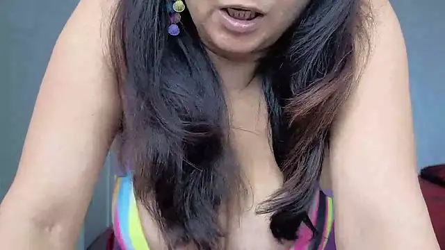 HotSpicyGujju – Live XXX-chat