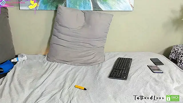 TattoedLexi_'s Live XXX Chat