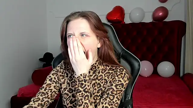 FreyaVey – Naživo XXX chat