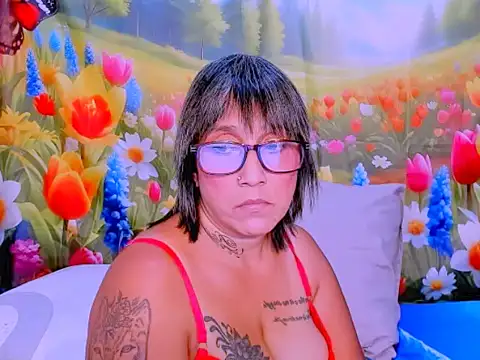 indianroxy Chat XXX live