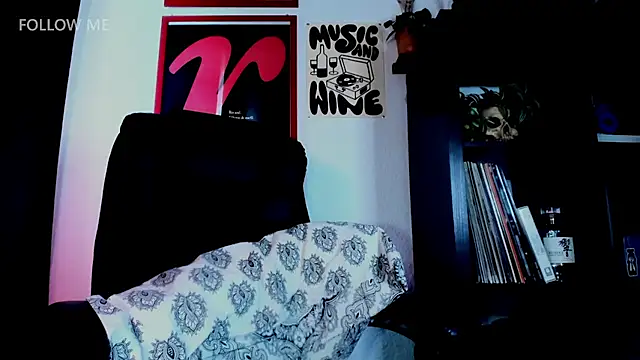 Chat +18 de mistressannskywalker ao vivo