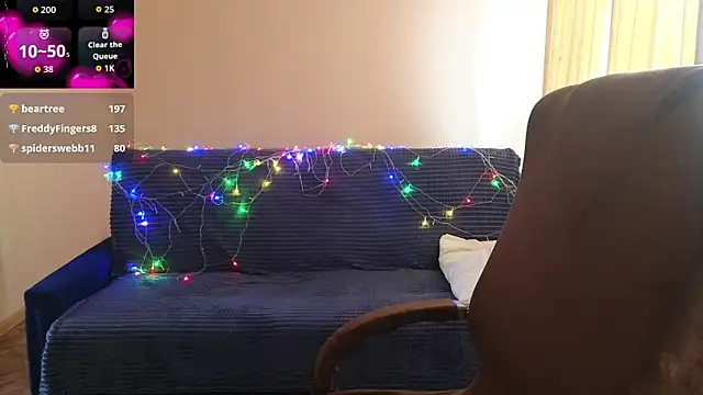 Laura_Gol élő XXX-chatje