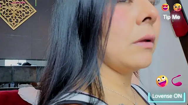 Aniajoness_ Chat XXX live