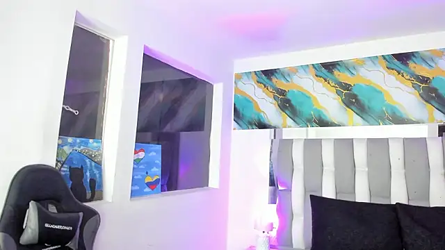 Chat XXX en directo de IsaDiiaz