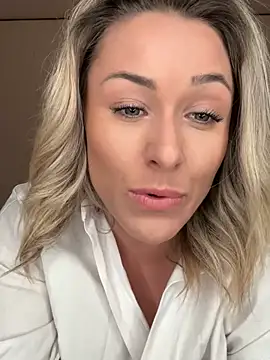 petrouchkaaa_ Obrolan Langsung XXX