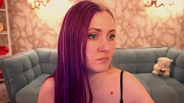 Živý XXX chat DramaQuenns