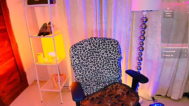 DIVORCED_MS_VALERIA 网络视讯表演