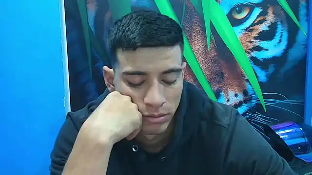 DEIBY_BABY Adlı Modelin Canlı XXX Sohbeti