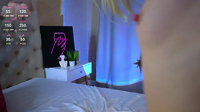 SallyCha élő XXX-chatje