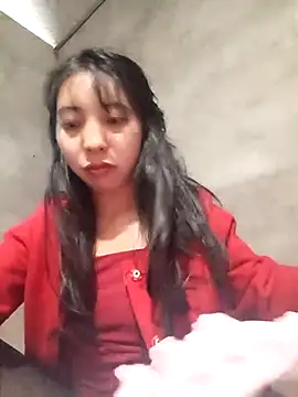 emaame68 Show Webcam