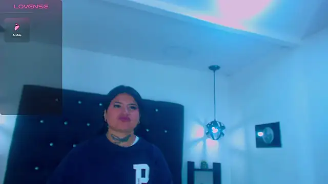 Онлайн чат XXX Mels_