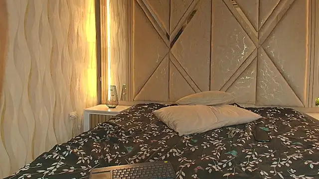 Hotcouple_222 Live XXX-Chat