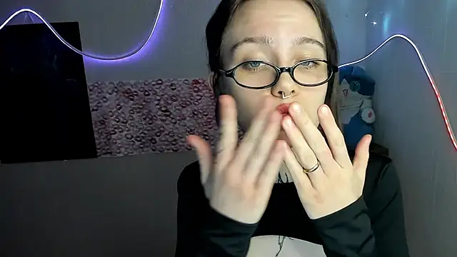 Elastikisss' Live XXX Chat