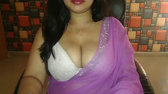 Yanshi55 Adlı Modelin Canlı XXX Sohbeti