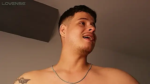 BjornSteelのライブXXXチャット