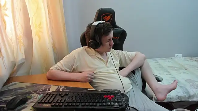 Show modela iliaskrislove na web-kameri