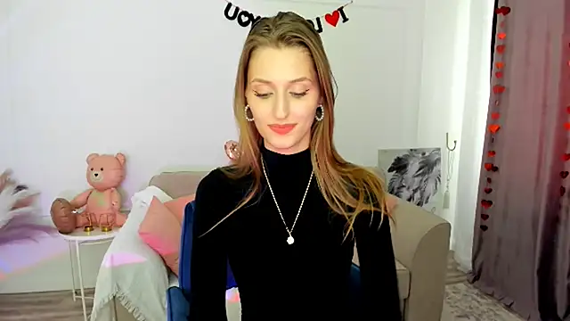 NaturalBeaty's Live XXX Chat