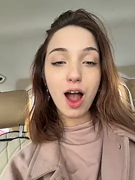 DollyTallのライブXXXチャット