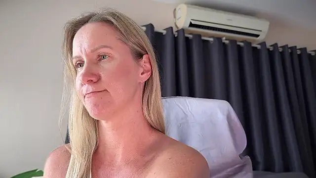 KatnessHot Live XXX-chat