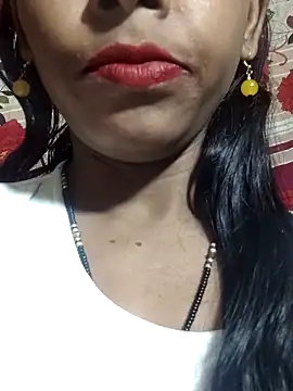 Itz_Aisha__: онлайн-секс-чат