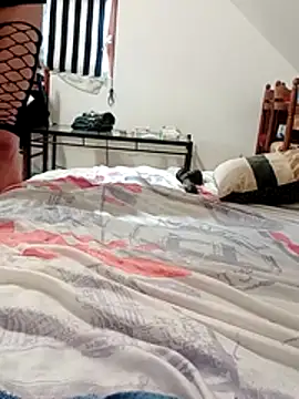 Chatroom XXX en direct de JOHANNA9MOI02