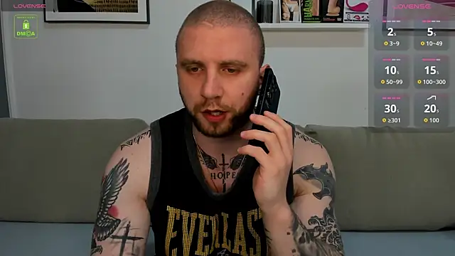 Gerard_Finbar Adlı Modelin Canlı XXX Sohbeti