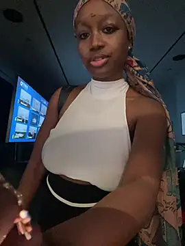 XXX chat uživo modela tia___fox