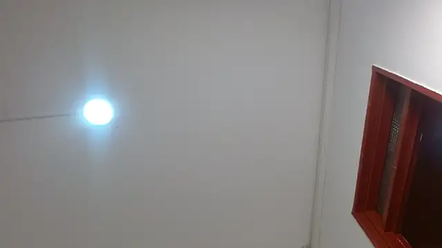 XXX chat uživo modela morticia69cs