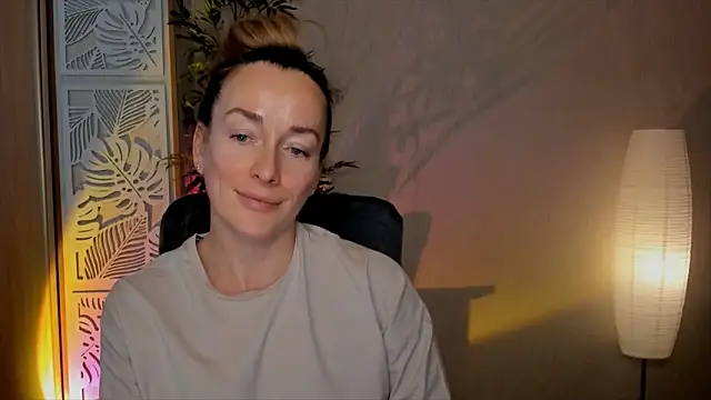 RebeccaMartinez's Live XXX Chat