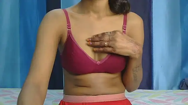 Show de Aarti_misty71 na webcam