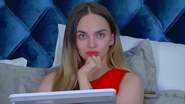 AnitaVenture: онлайн-секс-чат