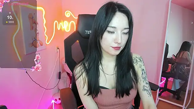 AliceeinWonderlanddd Webcam show