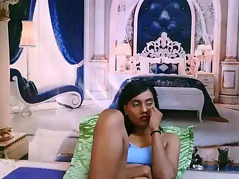 IndianSkies' Live XXX Chat