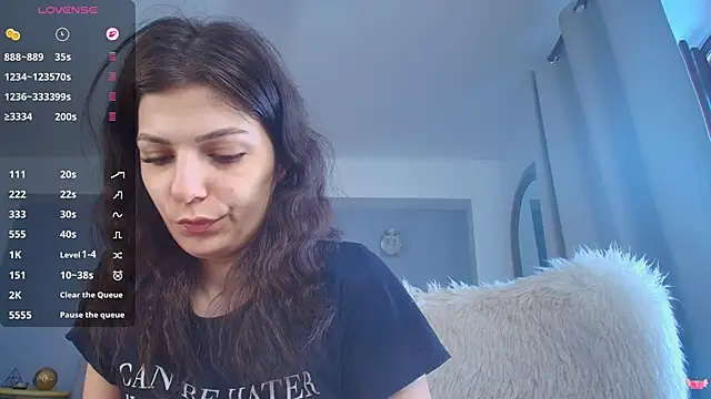 Anna_Lewis 即時 XXX 聊天