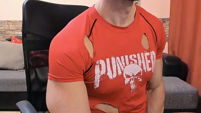 Chat XXX en directo de HotHunkTrainer