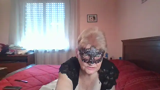 Show de ItalianBigBoobs na webcam